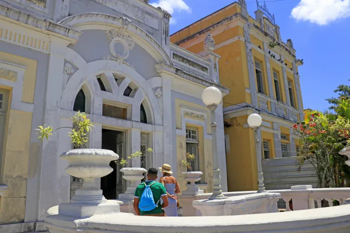 Turismo cultural em João Pessoa encanta visitantes pela arte, arquitetura, belezas naturais e história