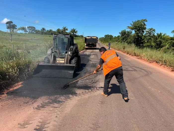  Serviços de manutenção e recuperação da RO-010 garantem mais segurança e trafegabilidade (Foto: Assessoria parlamentar)