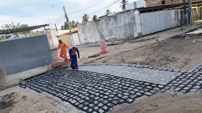 Seinfra segue com operação tapa-buraco e executa o serviço em 20 bairros de João Pessoa