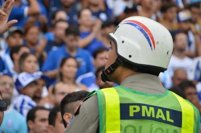 Policiais atuarão dentro e fora do estádio - Ascom PMAL