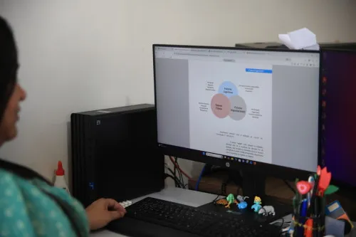 Cartilha orienta servidores da Prefeitura sobre prevenção de lesões no trabalho