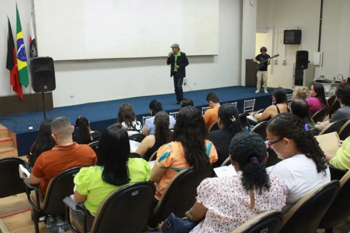 Sedec realiza formação com cuidadores voluntários aprovados e convocados no processo seletivo de 2025