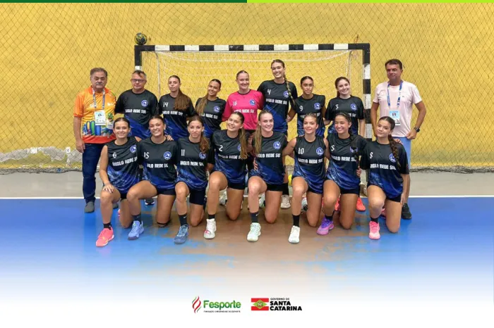Presidente da Fesporte acompanha equipes de SC no campeonato brasileiro de handebol escolar em Aracaju