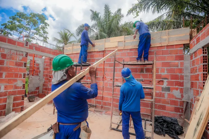 Simões Filho avança com obras da nova creche no Campo do Vasco