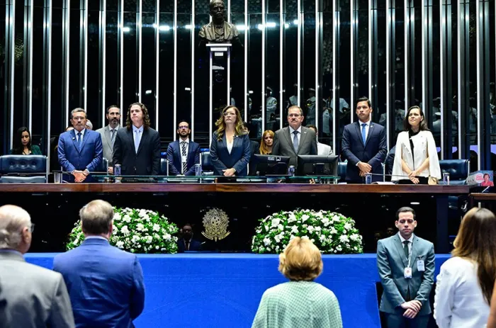 A sessão foi presidida pela senadora Dra. Eudócia (C) - Foto: Geraldo Magela/Agência Senado