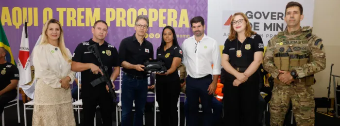 Governo de Minas realiza entrega administrativa de novas armas para delegacias do Noroeste do estado