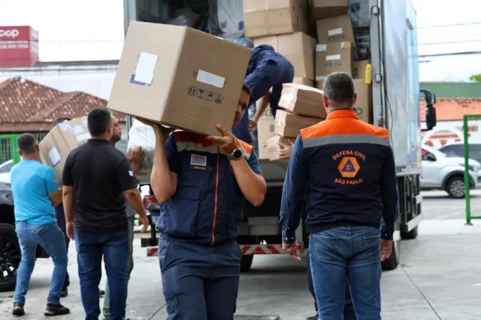 Governo de SP amplia envio de ajuda humanitária para famílias desabrigadas em Peruíbe