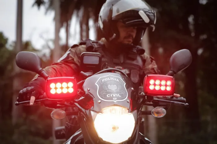 As buscas ocorrem principalmente nas regiões de Itaquera e São Mateus, na zona leste, além do município de Santo André