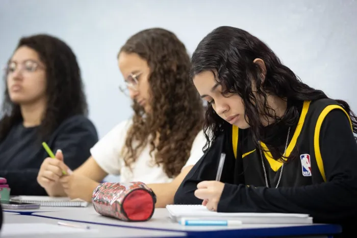 Saresp 2025: escolas estaduais de Jundiaí avançam em matemática e língua portuguesa no 9º ano