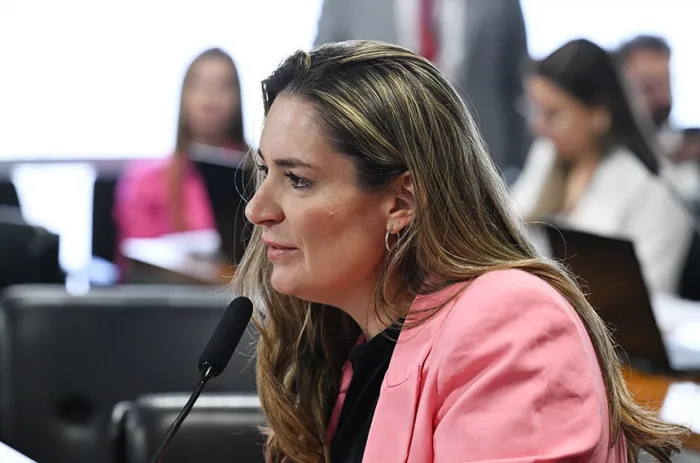 A senadora Augusta Brito foi a relatora do projeto; ela concedeu parecer favorável à iniciativa - Foto: Saulo Cruz/Agência Senado