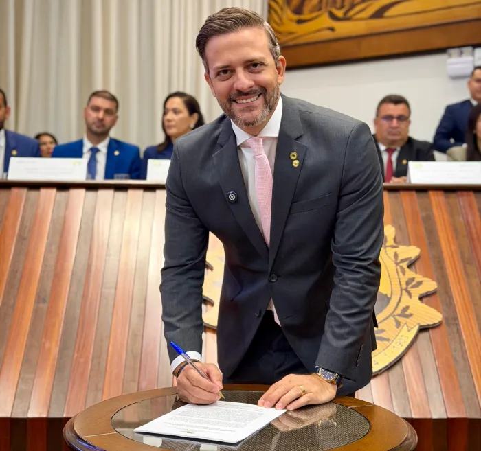  Deputado Delegado Lucas assume cargo de vice-presidente do Parlamento Amazônico (Foto: Thaís Teles | Assessoria Parlamentar)