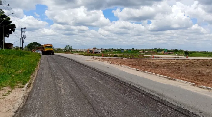 A obra tem como objetivo transformar a mobilidade na região, garantindo segurança para motoristas e facilitando o escoamento da produção local // Fotos: Ascom DER
