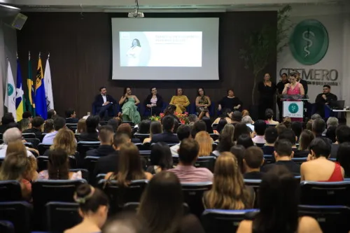 Novos ginecologistas e obstetras fortalecem assistência materno-infantil