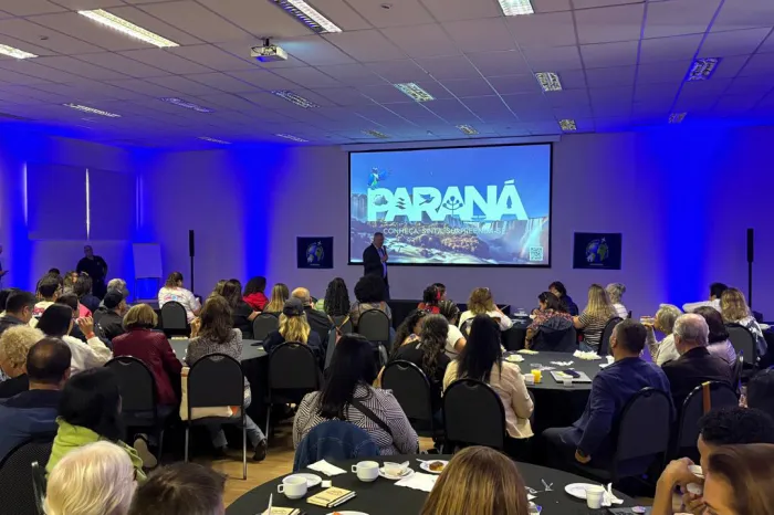 Viaje Paraná apresenta atrativos estaduais a agentes do Home Office Tur, em São Paulo