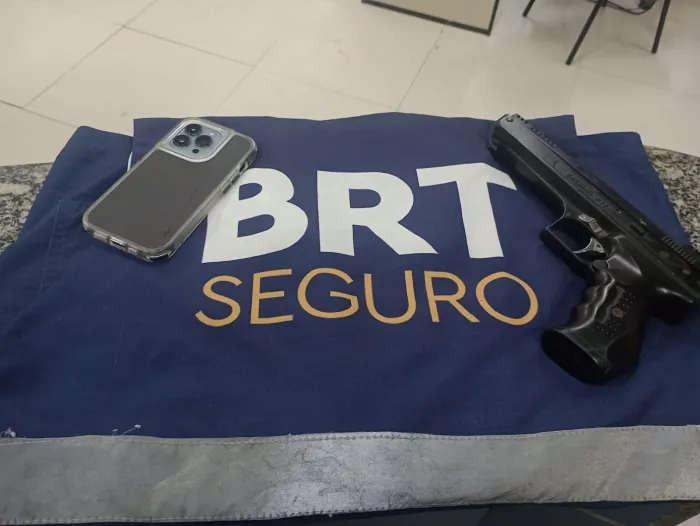 Os três homens foram conduzidos para a 42ª DP - Divulgação