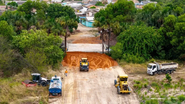 Prefeitura interliga bairros Murilo Teixeira e Equatorial, amplia mobilidade e beneficia moradores da região