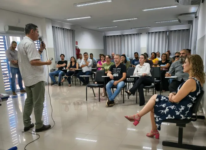 Secretaria de Participação Cidadã de Araçatuba promove encontro para alinhar atuação dos Conselhos Municipais
