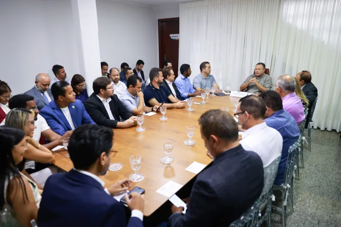 - Governador Carlos Brandão e secretários estaduais se reuniram com o prefeito e vereadores de Imperatriz (Foto: Fernando dos Anjos)