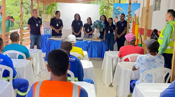 Obra do complexo viário transforma canteiro em sala de aula para trabalhadores da construção civil // Fotos : Marcos Rodrigues
