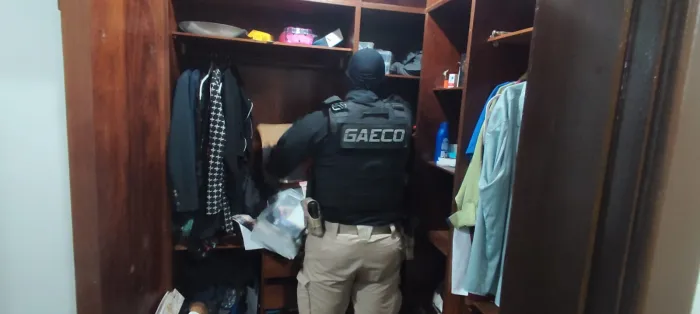 Operação deflagrada em cinco estados contra rede de tráfico de animais prende homem em Lauro de Freitas