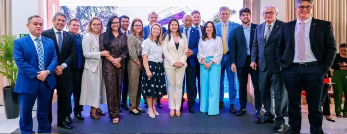 Iracema Vale participa do “Encontro de Trabalho com deputados estaduais”, promovido pela Fiema