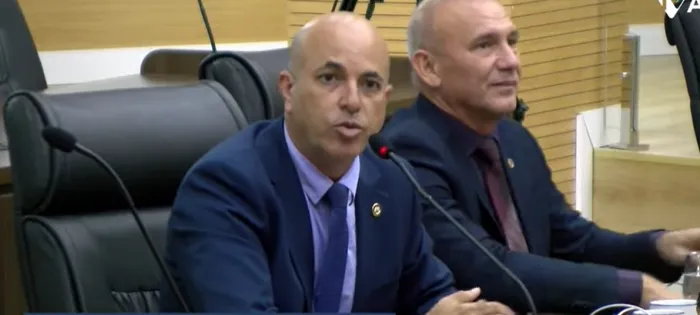  Parlamentar é autor do projeto em conjunto com os deputados Alex Redano, Cláudia de Jesus e Jean Mendonça (Foto: TV Alero)