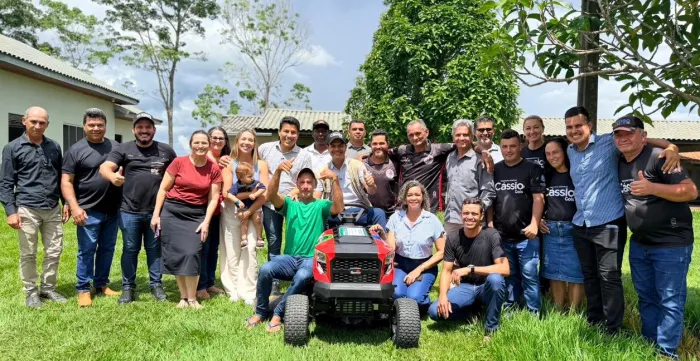  Deputado Cássio Gois (PSD) participa de entrega de equipamento (Fotos: Italo Narovi | Assessoria Parlamentar)