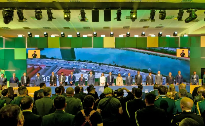 Conferência reúne autoridades e especialistas para discutir estratégias de enfrentamento ao crime e fortalecimento da segurança pública. - Foto: Vinícius Santa Rosa/Governo do Tocantins