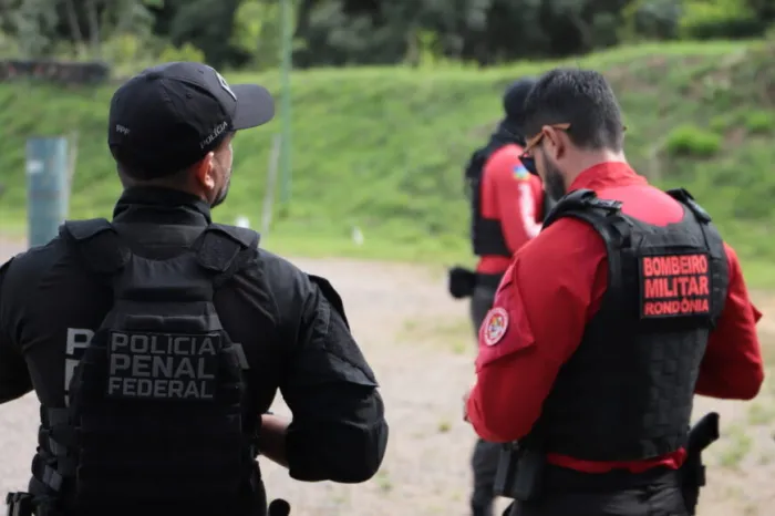 A capacitação conta com a participação de forças de segurança especializadas, além das penitenciárias
