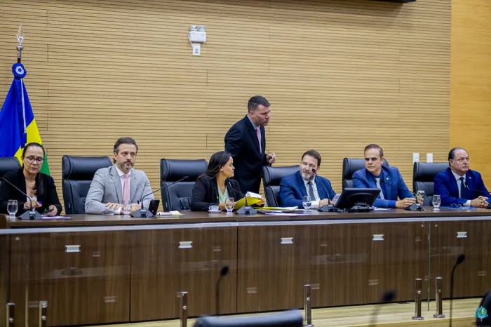  Parlamentares durante sessão ordinária (Foto: Thyago Lorentz | Secom ALE/RO)