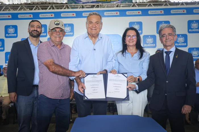 A ordem de serviço foi assinada pelo vice-governador Ronaldo Lessa e pela secretária Roseane Vasconcelos - Alexandre Teixeira