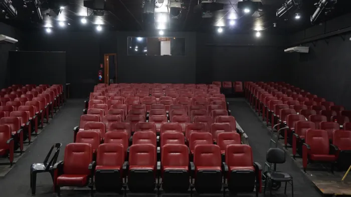 Artistas e agentes culturais de Araçatuba já podem agendar uso do Teatro Castro Alves