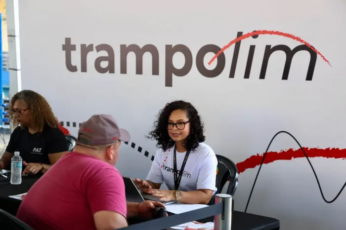 Governo de SP capacita 600 alunos e promove Feira de Empregos na região de Barretos