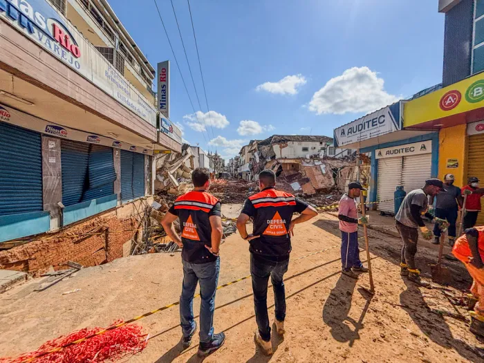 Governo de Minas prorroga impostos e isenta de ICMS as doações às vítimas das chuvas na Zona da Mata