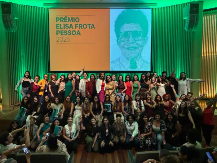 Prefeitura entrega Prêmio Elisa Frota Pessoa a 24 alunas de instituições do ensino superior