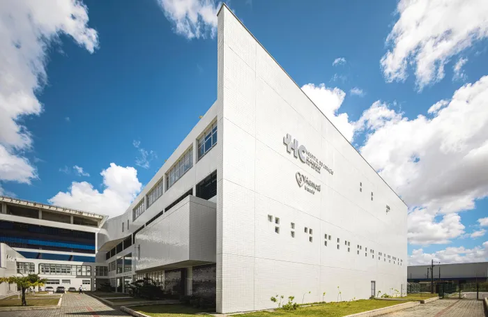 Com apoio da tecnologia e integração entre 32 unidades de saúde, programa reduz o tempo de resposta e amplia o acesso ao atendimento especializado no estado - Ascom do Coração Alagoano