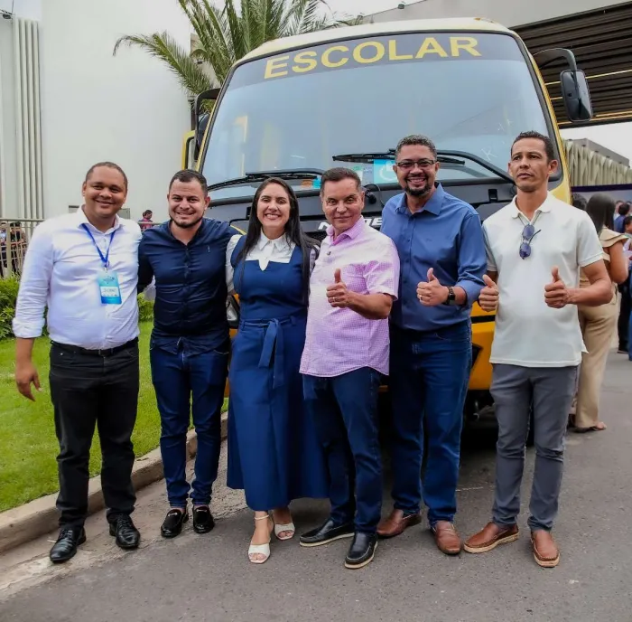 Indicações de Botelho garantem ônibus escolares e veículos para fortalecer agricultura familiar em MT