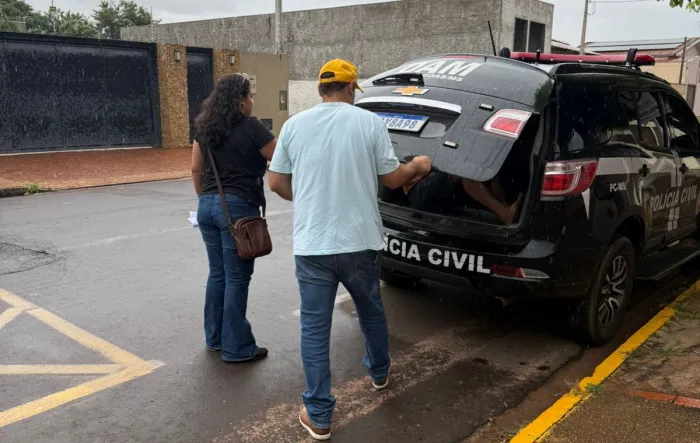 Suspeito de tentativa de feminicídio é preso ao se apresentar na Delegacia da Mulher de Três Lagoas