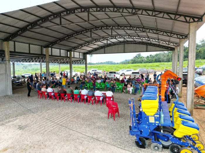  Associação dos Pequenos Produtores Rurais do Vale do Jamari (Aprovarija), em Monte Negro (Foto: Assessoria Parlamentar)
