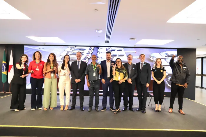 Governo de Minas entrega 47 novos veículos para fiscalização e gestão ambiental no estado