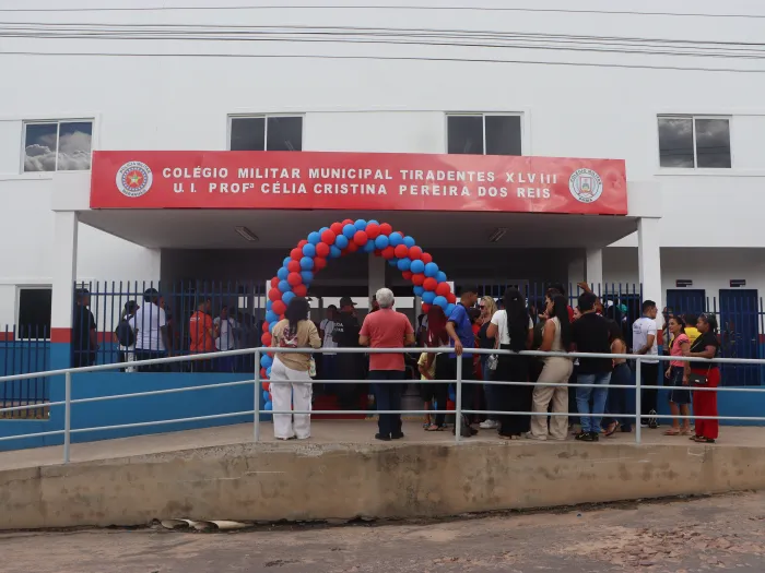 Governo do Maranhão entrega Restaurante Popular e Colégio Militar em Anapurus e São Bernardo