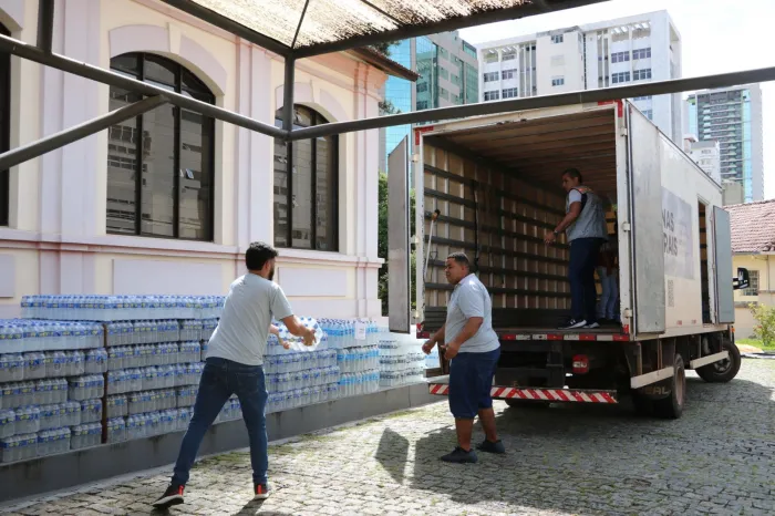 Servas envia 23 toneladas de ajuda humanitária e cartões emergenciais às famílias afetadas pelas chuvas na Zona da Mata