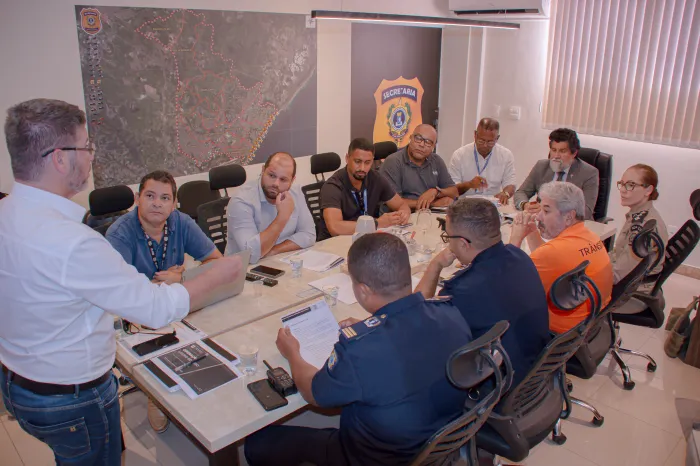 Prefeitura realiza reunião de planejamento da Operação Lauro Seguro com integração das forças de segurança