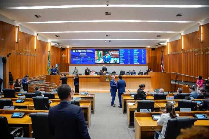 Projeto foi aprovado pelos parlamentares na sessão plenária realizada na manhã desta quarta-feira (11)