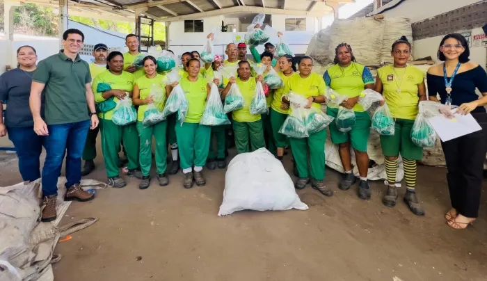 Cooplum e Cooprel receberam os kits - Mirelle Rodrigues/ Raquel Simões - Ascom Seteq