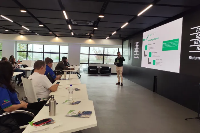 Estado anuncia R$ 2 milhões para programa que transforma pesquisas em produtos