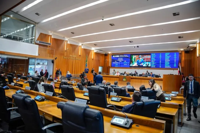 Sessão plenária realizada na manhã desta quarta-feira na Assembleia Legislativa do Matanhão