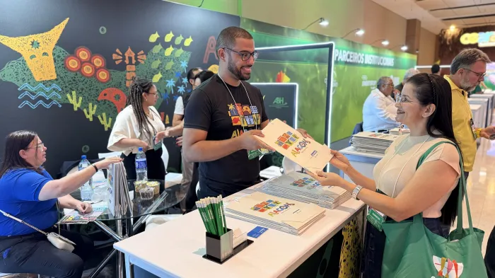 No estande Alagoas, estão presentes os representantes de 20 empreendimentos hoteleiros - Setur/AL