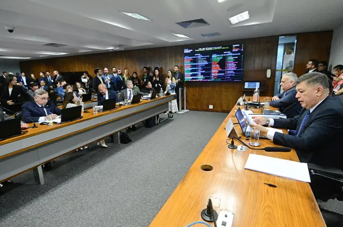 Parlamentares da CPMI acessarão dados sigilosos de Vorcaro em sala-cofre