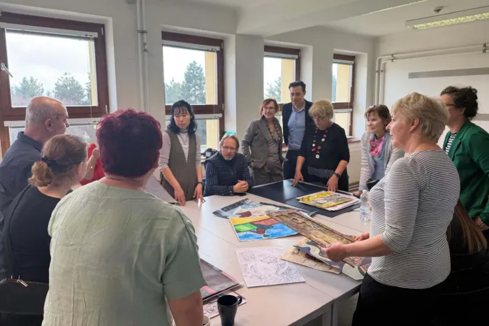 Diretor do Centro Juvenil de Artes integra júri de concurso internacional de arte infantil